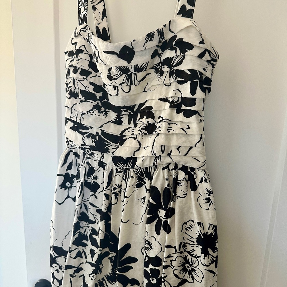 Abercrombie & Fitch Black and White Floral Dress - Picture 2 of 5